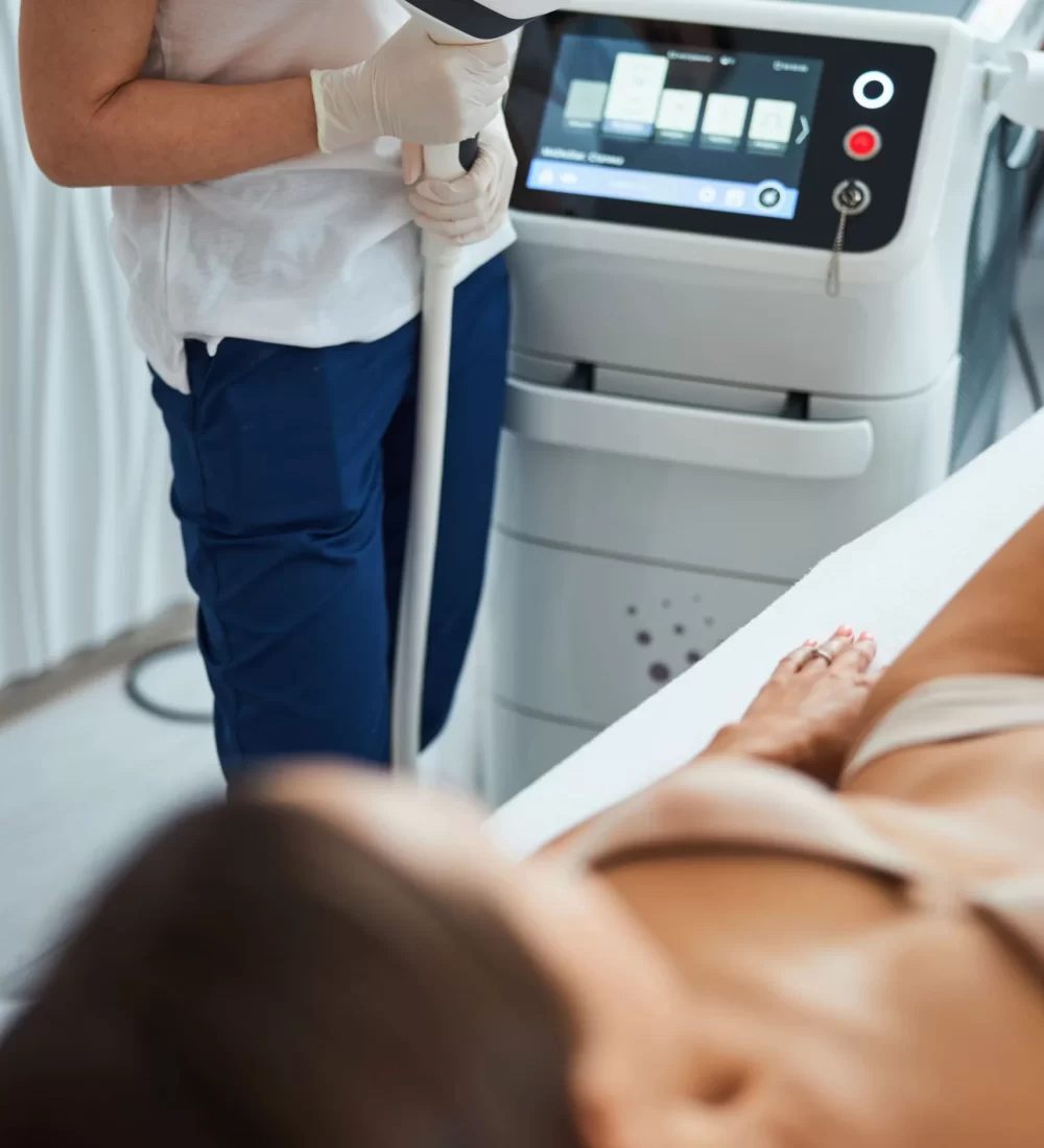woman-receiving-laser-treatment-at-a-medical-spa-2026-03-20-06-16-15-utc (2)